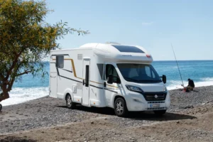 (16) Profila RS695EB